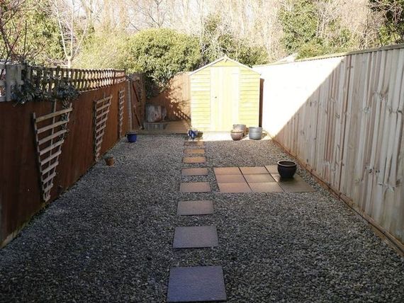 2&nbsp;Bedroom&nbsp;Detached