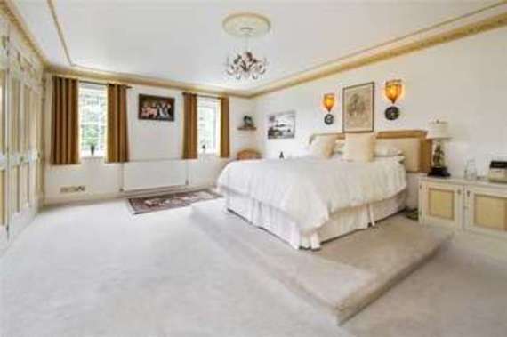 7 Bedroom Detached