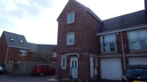 3 Bedroom Semi-Detac...