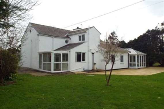 4&nbsp;Bedroom&nbsp;Detached