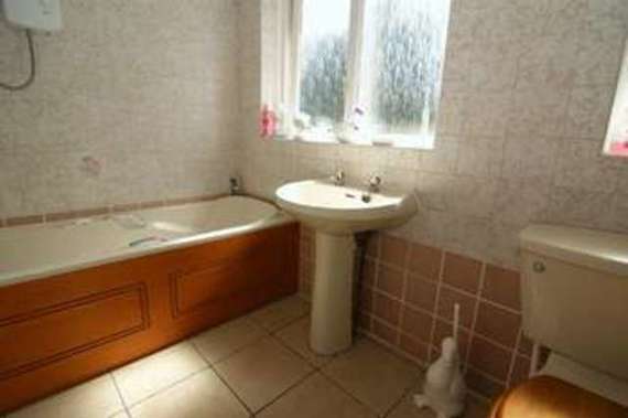 3&nbsp;Bedroom&nbsp;Semi-Detac...