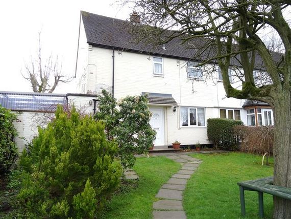 2 Bedroom End of Ter...
