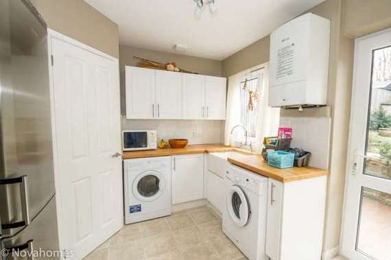 4&nbsp;Bedroom&nbsp;Semi-Detac...