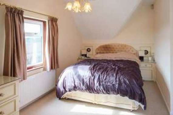 5&nbsp;Bedroom&nbsp;Detached