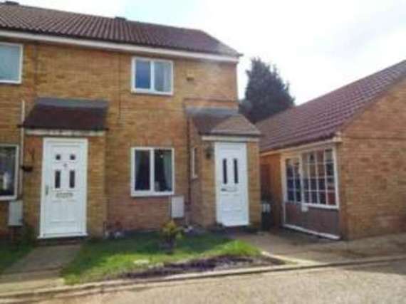 2 Bedroom End of Ter...