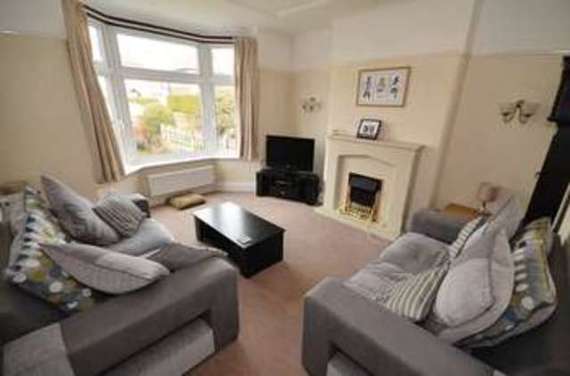 3 Bedroom Semi-Detac...