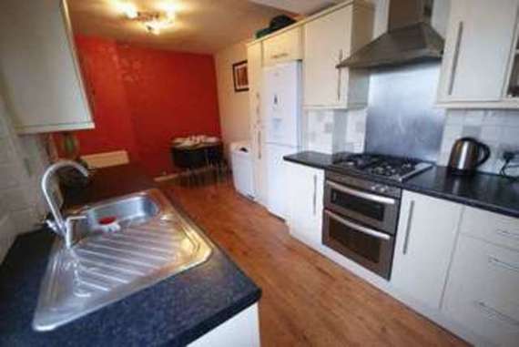 3 Bedroom Semi-Detac...