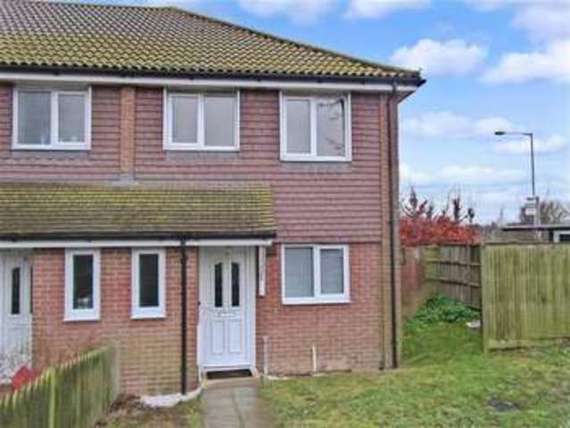 2 Bedroom End of Ter...