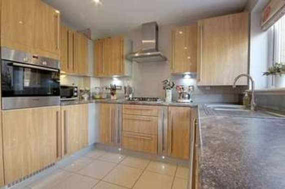 3 Bedroom Semi-Detac...