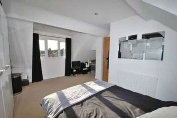 4&nbsp;Bedroom&nbsp;Semi-Detac...