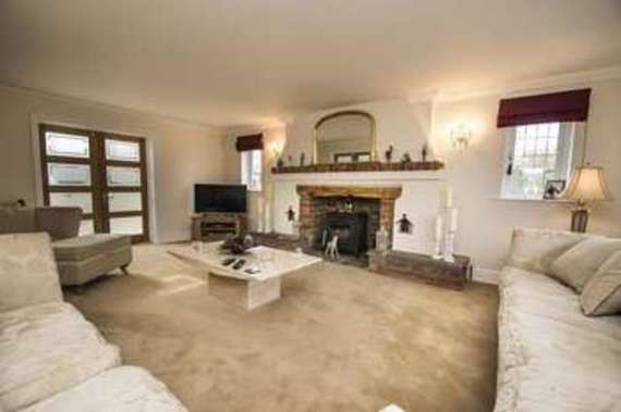 4&nbsp;Bedroom&nbsp;Detached