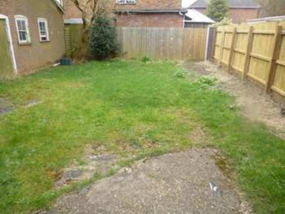 2 Bedroom Flat