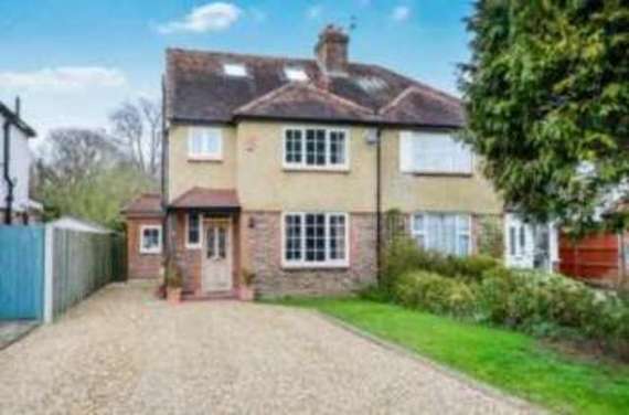 4 Bedroom Semi-Detac...
