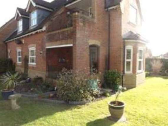 2&nbsp;Bedroom&nbsp;Flat