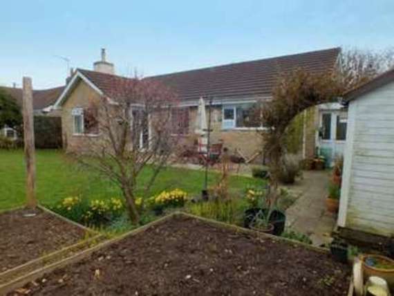 2&nbsp;Bedroom&nbsp;Detached