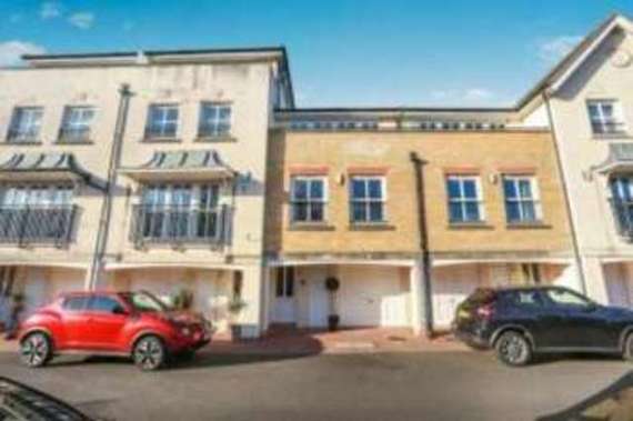 2 Bedroom Town House
