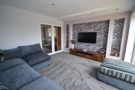 4 Bedroom Semi-Detac...