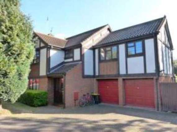 6 Bedroom Detached