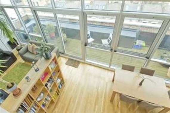 2 Bedroom Flat