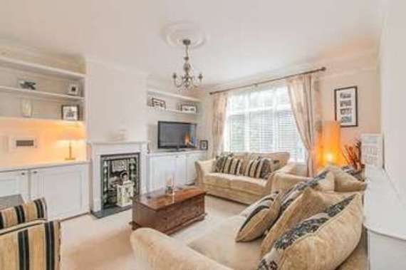 3 Bedroom End of Ter...