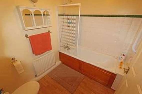 2&nbsp;Bedroom&nbsp;Detached