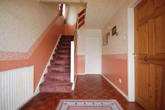 3 Bedroom Semi-Detac...