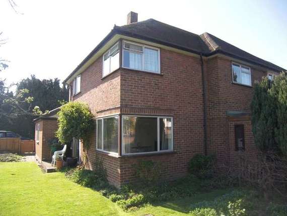 3 Bedroom End of Ter...