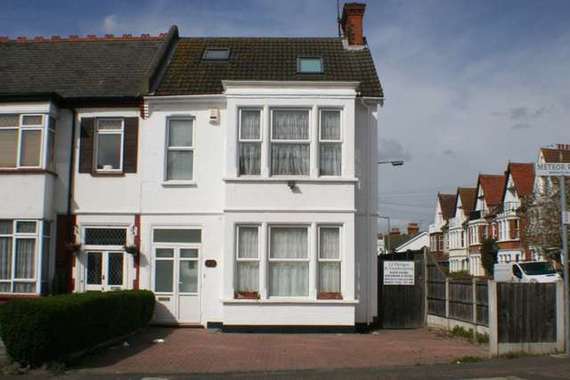 4 Bedroom Semi-Detac...