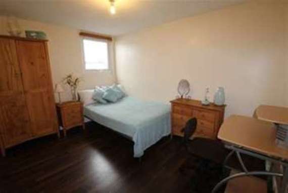 5 Bedroom Detached