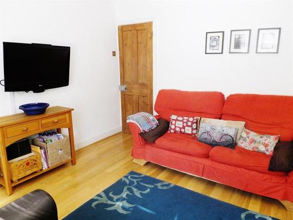 2 Bedroom Terraced