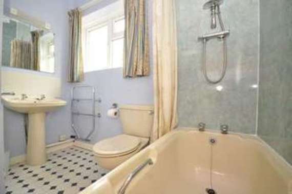 2 Bedroom Bungalow