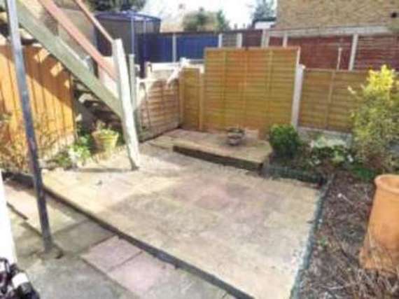 1 Bedroom Maisonette
