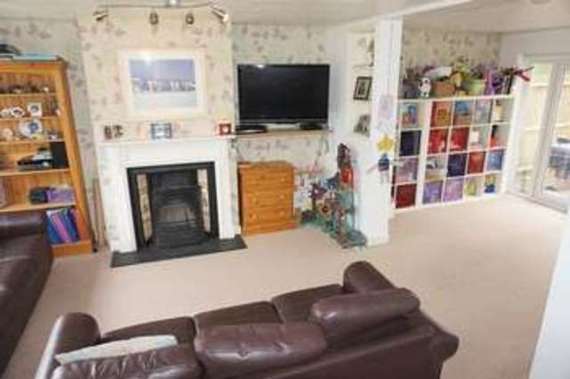 4 Bedroom Semi-Detac...