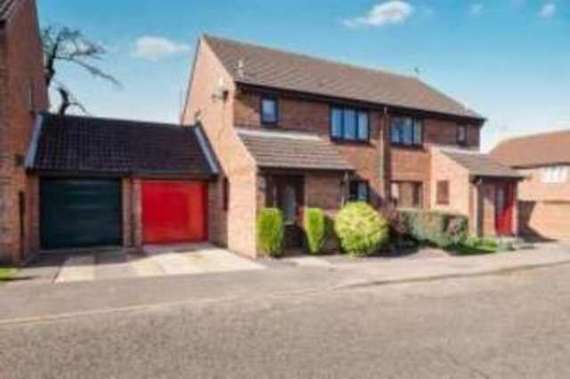 3 Bedroom Semi-Detac...