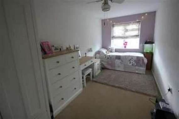 4 Bedroom Semi-Detac...