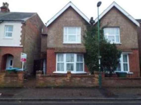 1 Bedroom Maisonette