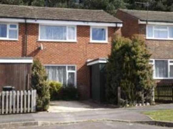 3 Bedroom End of Ter...