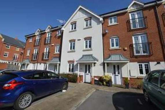 3 Bedroom Town House