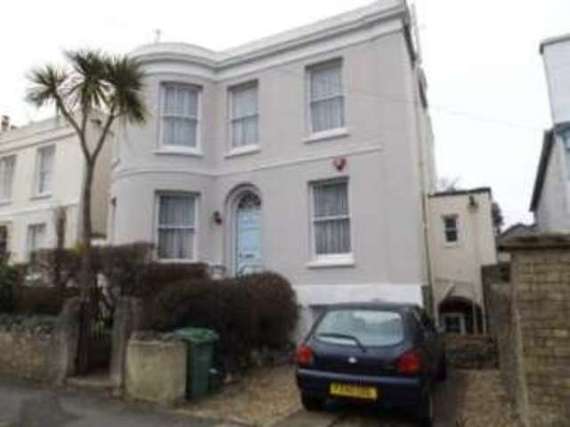 6 Bedroom Detached