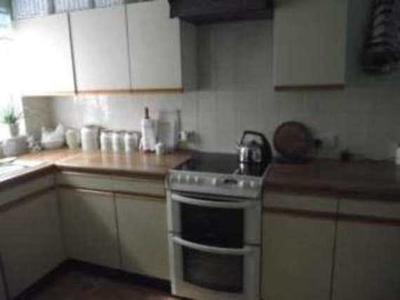 2 Bedroom End of Ter...