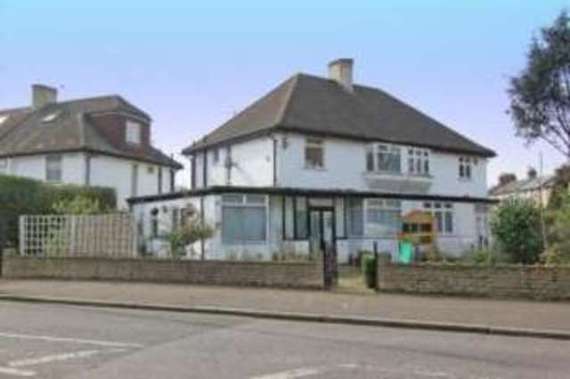 3&nbsp;Bedroom&nbsp;Semi-Detac...