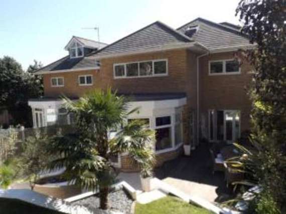 5 Bedroom Detached