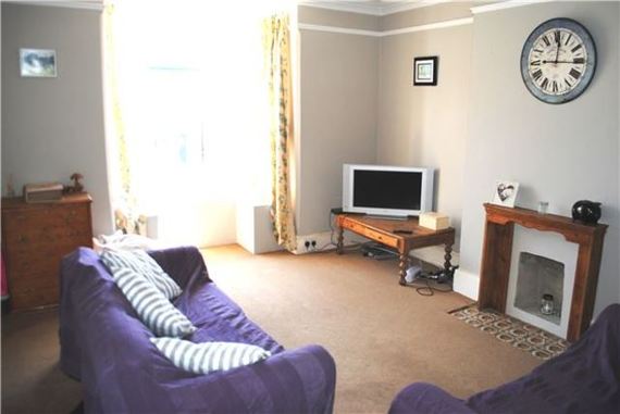 2 Bedroom Flat