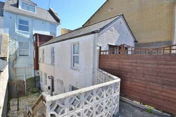 2&nbsp;Bedroom&nbsp;Detached