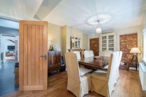 4 Bedroom Cottage