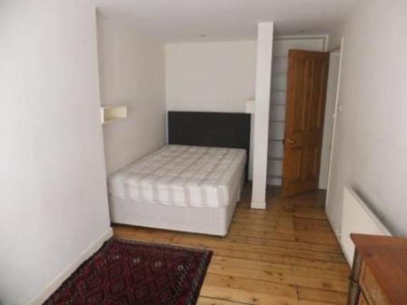2 Bedroom Flat