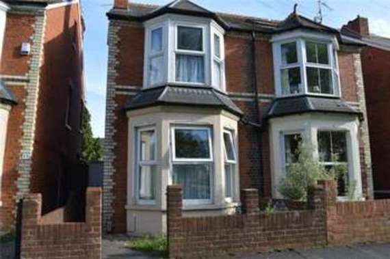 5 Bedroom Semi-Detac...