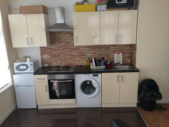 1 Bedroom Apartment