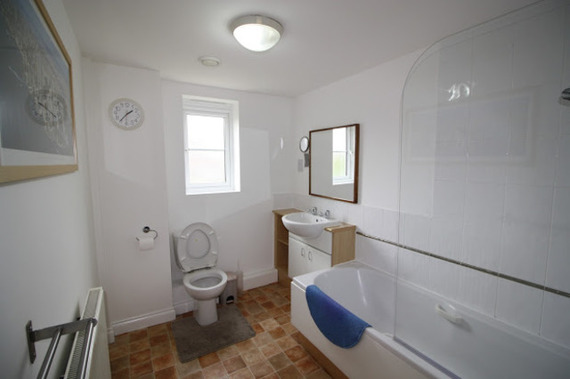 2 Bedroom Apartment