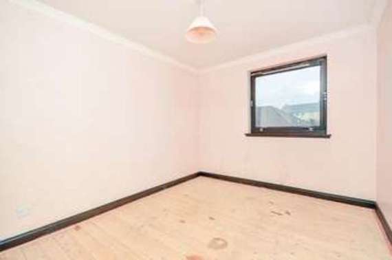 2 Bedroom Flat